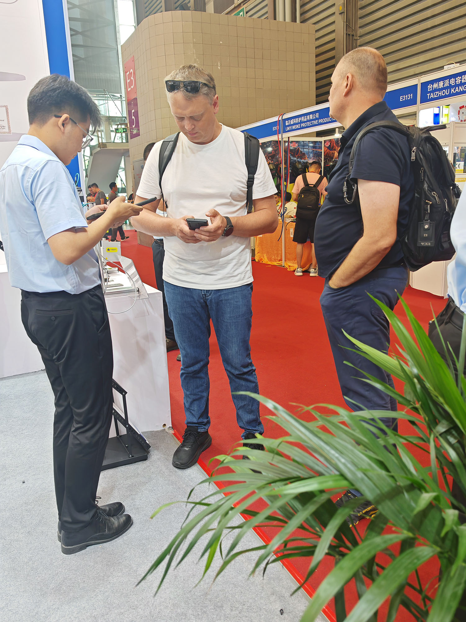 創想智控亮相第28屆北京·埃森焊接展，免示教與零前置焊縫跟蹤技術引爆現場關注